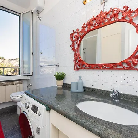 Ripa By In Apartment Rome